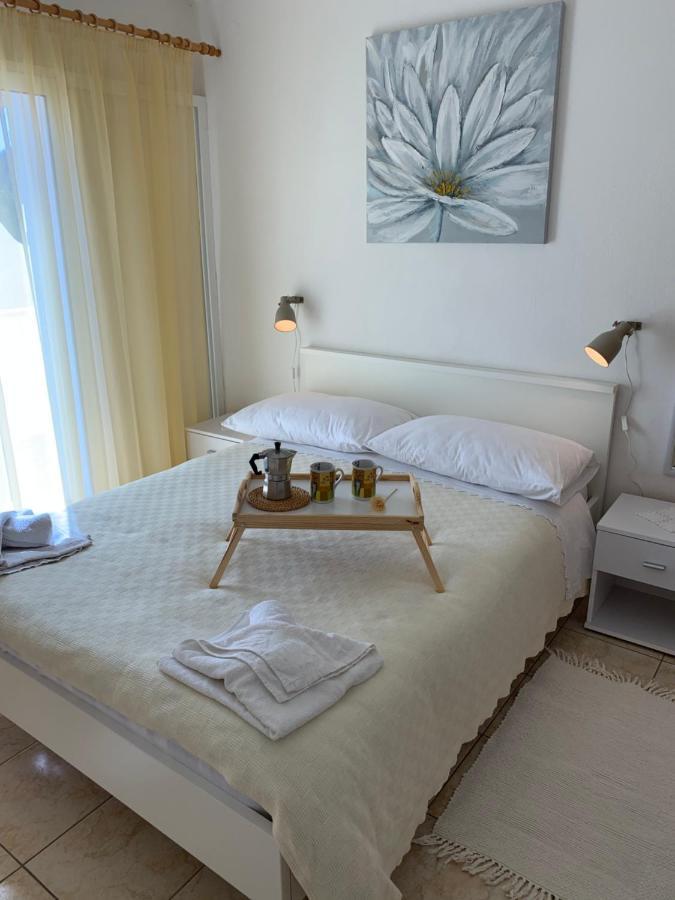 Apartments Ema Сали Екстериор снимка