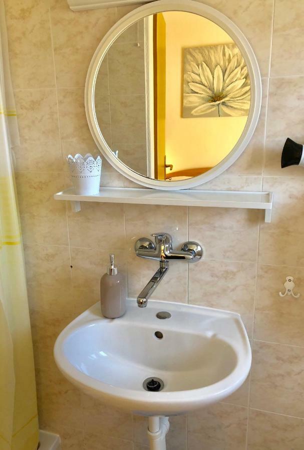 Apartments Ema Сали Екстериор снимка