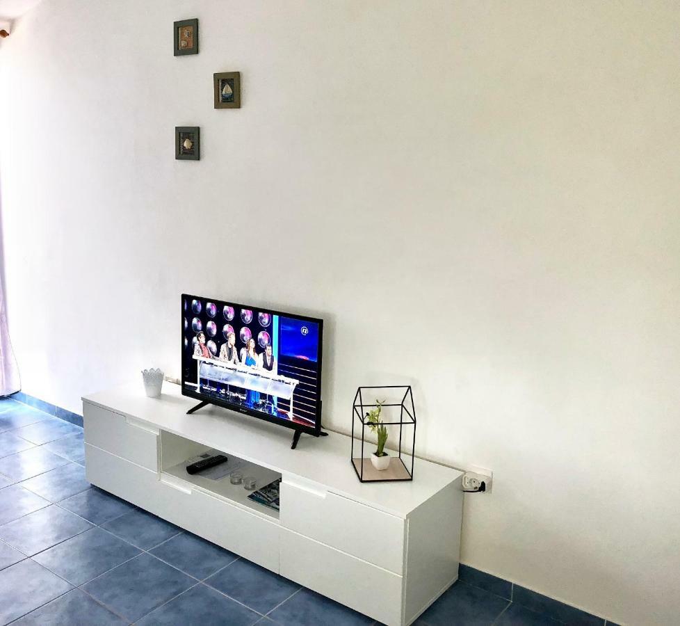 Apartments Ema Сали Екстериор снимка