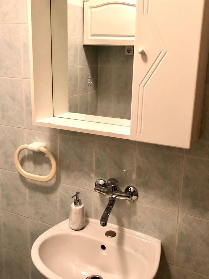 Apartments Ema Сали Екстериор снимка